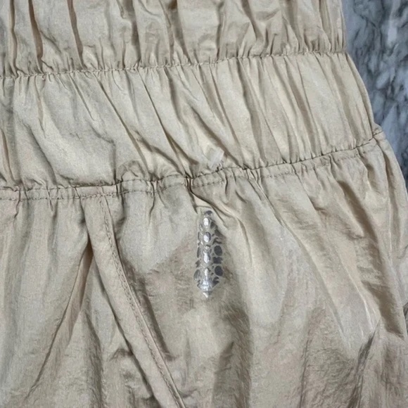 Free people Movement The Way Home Shorts in Clay Color high rise Sz Small - Picture 5 of 7